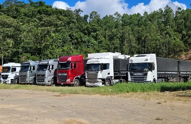 Seis carretas com café são apreendidas no Norte do ES; prejuízo de R$ 3 milhões