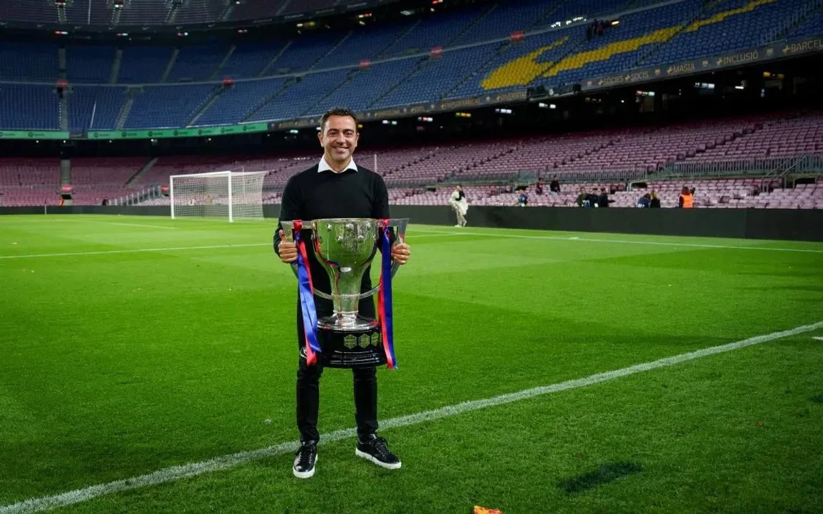 Barcelona anuncia demissão do técnico Xavi Hernández