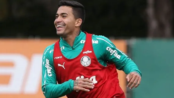 Dudu nega polêmica sobre substituições no Palmeiras após ironia nas redes sociais