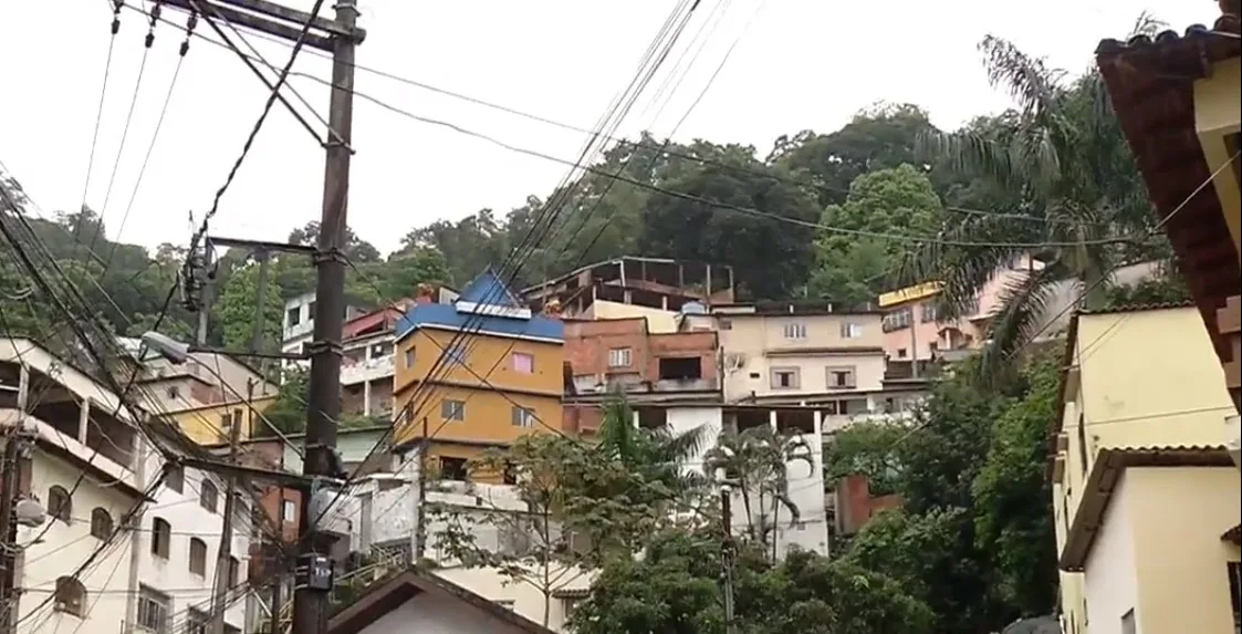 Tiros assustam moradores do Morro do Moscoso, em Vitória; policiamento foi reforçado na região