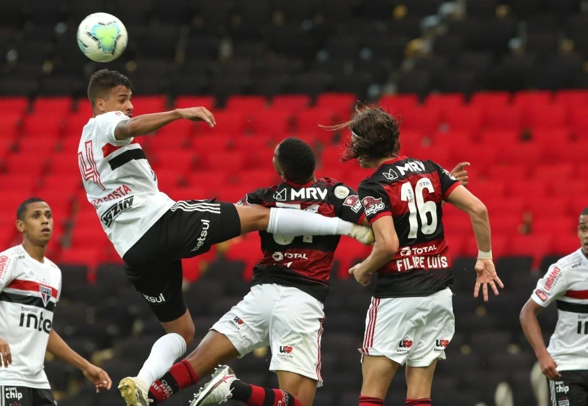 Fernando Diniz projeta duelo contra Flamengo: 'Não vai ter muita mudança tática'