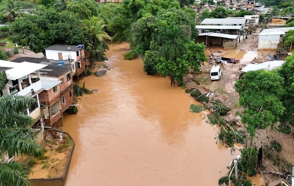 Defesa Civil do ES alerta para "tempo severo" e "chuva significativa" até o feriado de Páscoa