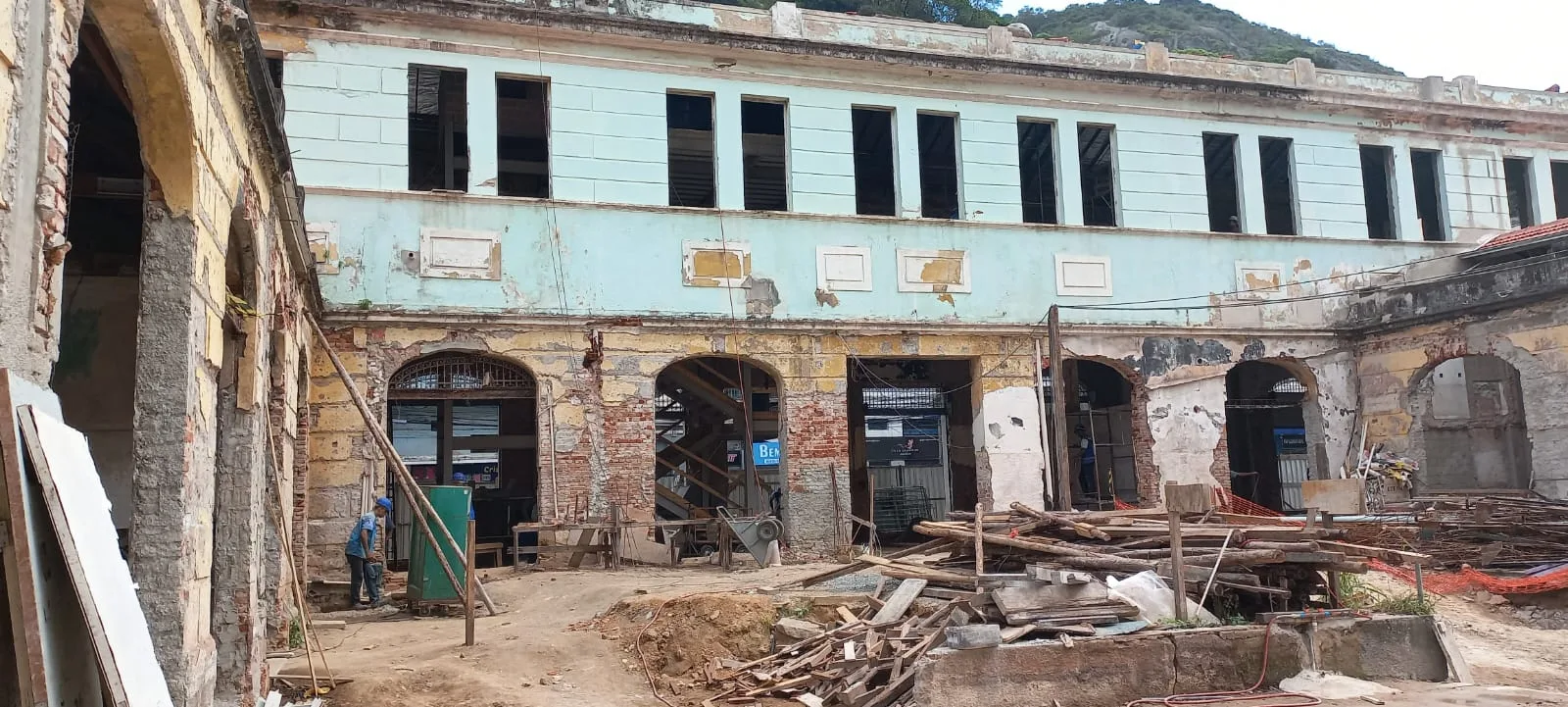 Prefeitura de Vitória lança edital para concessão do Mercado da Capixaba