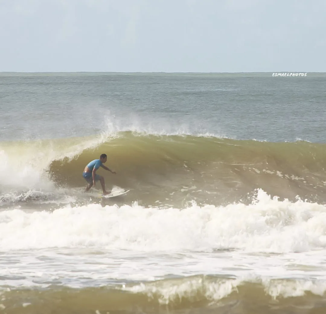 Linhares recebe a segunda etapa do Circuito Tríplice Coroa de Surf