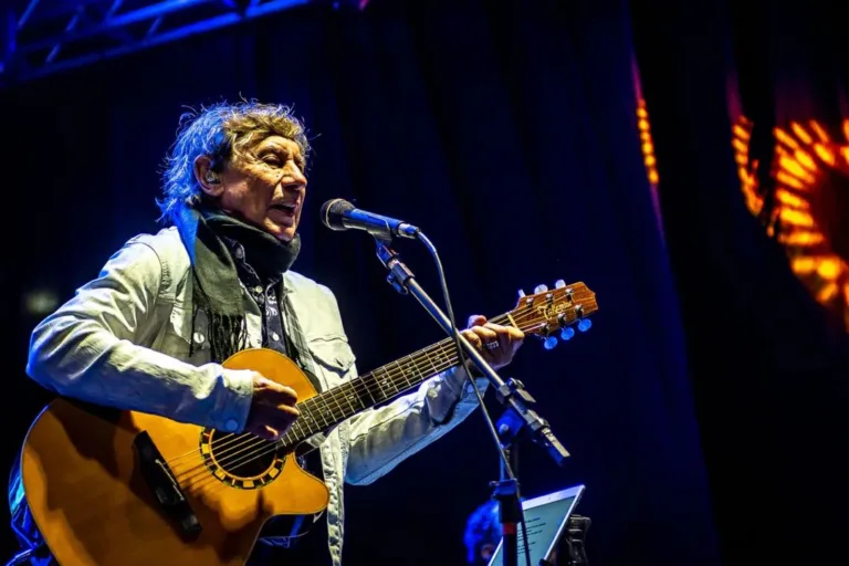 Referência na MPB, Flávio Venturini faz show em evento que reúne vinho e gastronomia no ES