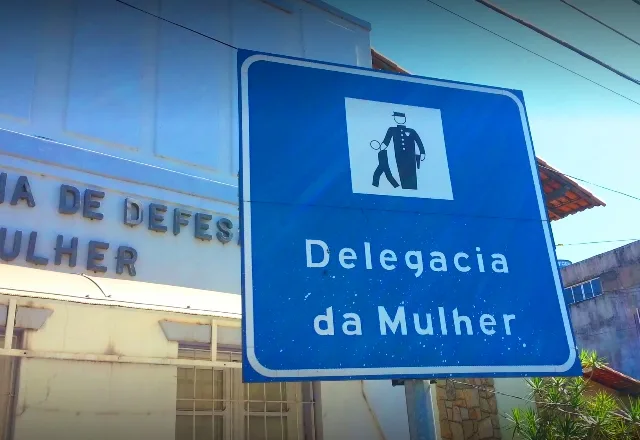 Menina de 12 anos oferece dinheiro para pai alcoólatra parar de agredir a mãe em Vila Velha