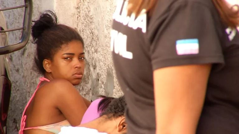 Mulher escapa de presídio pela porta da frente em Cariacica ao se passar por outra detenta