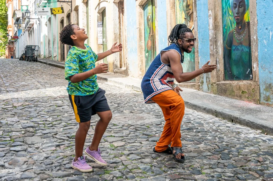 Movimento faz boicote a filme de Lázaro Ramos por causa de apoio de artista a Lula