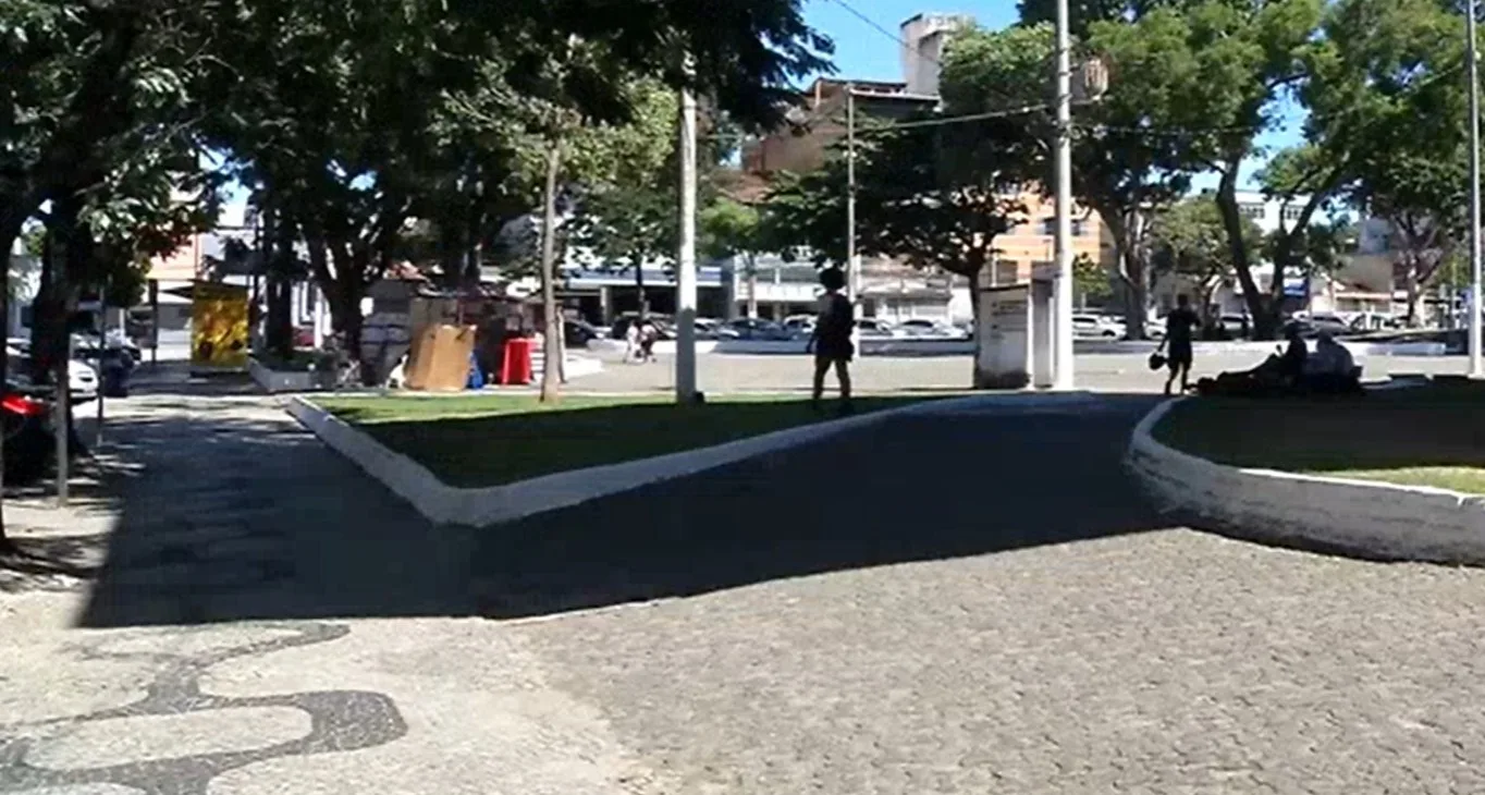 Homem em situação de rua é esfaqueado no Centro de Vila Velha