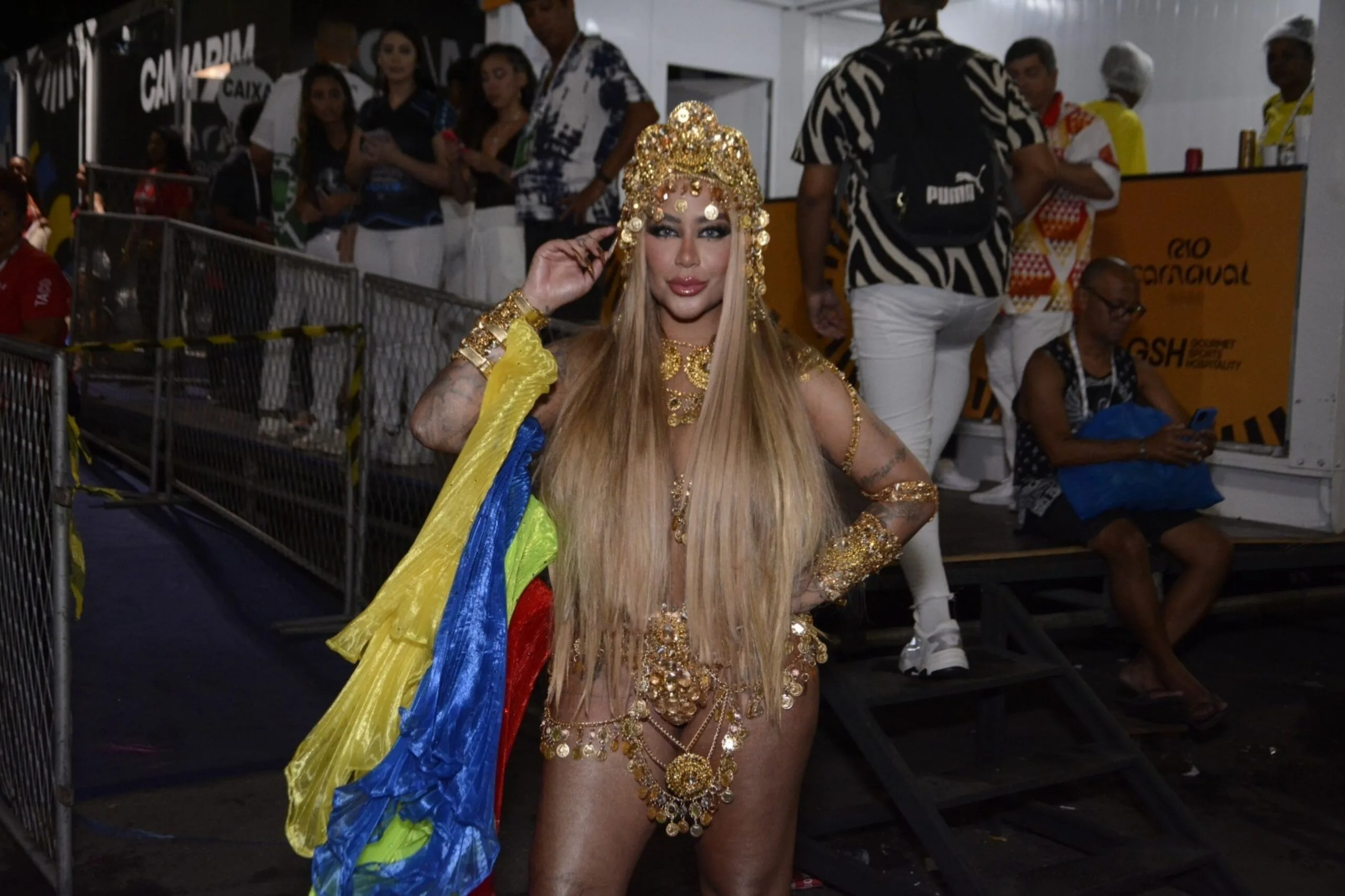 AGN_2364090 - Rio de Janeiro, BRASIL  -  Rafaella Santos - Musa da Salgueiro Arrasa na Fantasia pro Carnaval na Marquês da Sapucaí no Rio de Janeiro.

Pictured: Rafaella Santos

AgNews 23 ABRIL 2022 

BYLINE MUST READ: Webert Belecio / AgNews

Xico Silva
telefone: (21) 98240-2501
email: agnews.fotografia@gmail.com