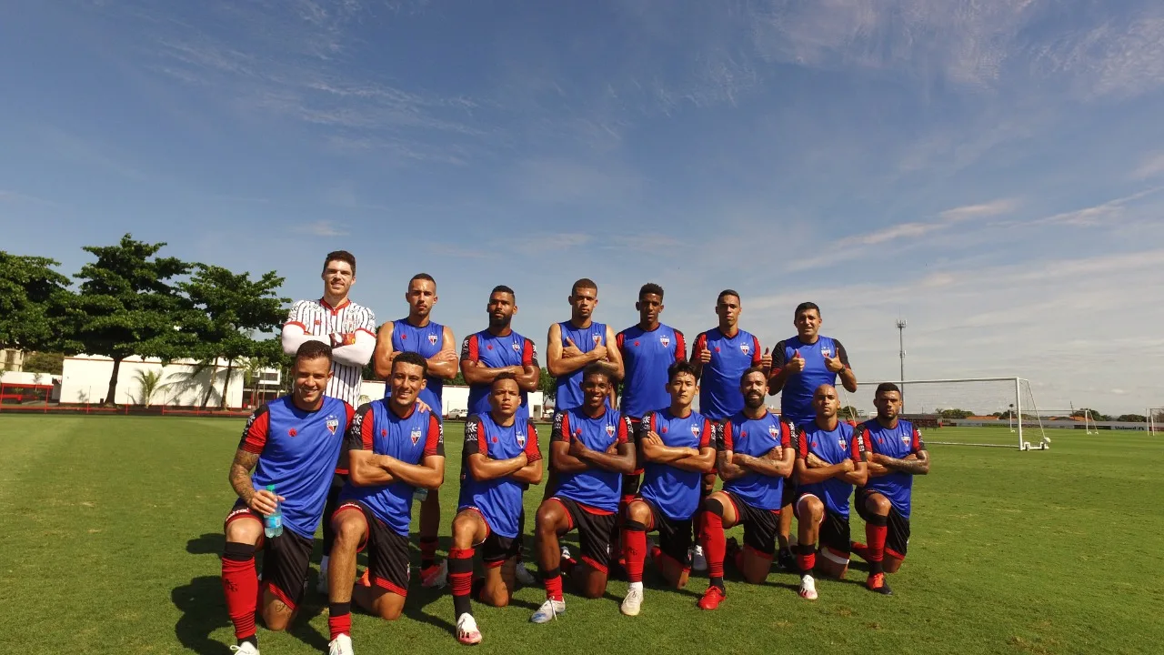 Em clássico, Atlético-GO tem a chance de deixar o Goiás mais perto da Série B