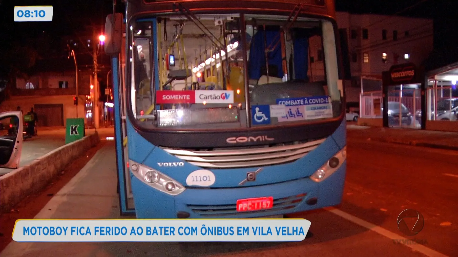 Motoboy fica ferido ao bater com ônibus em Vila Velha