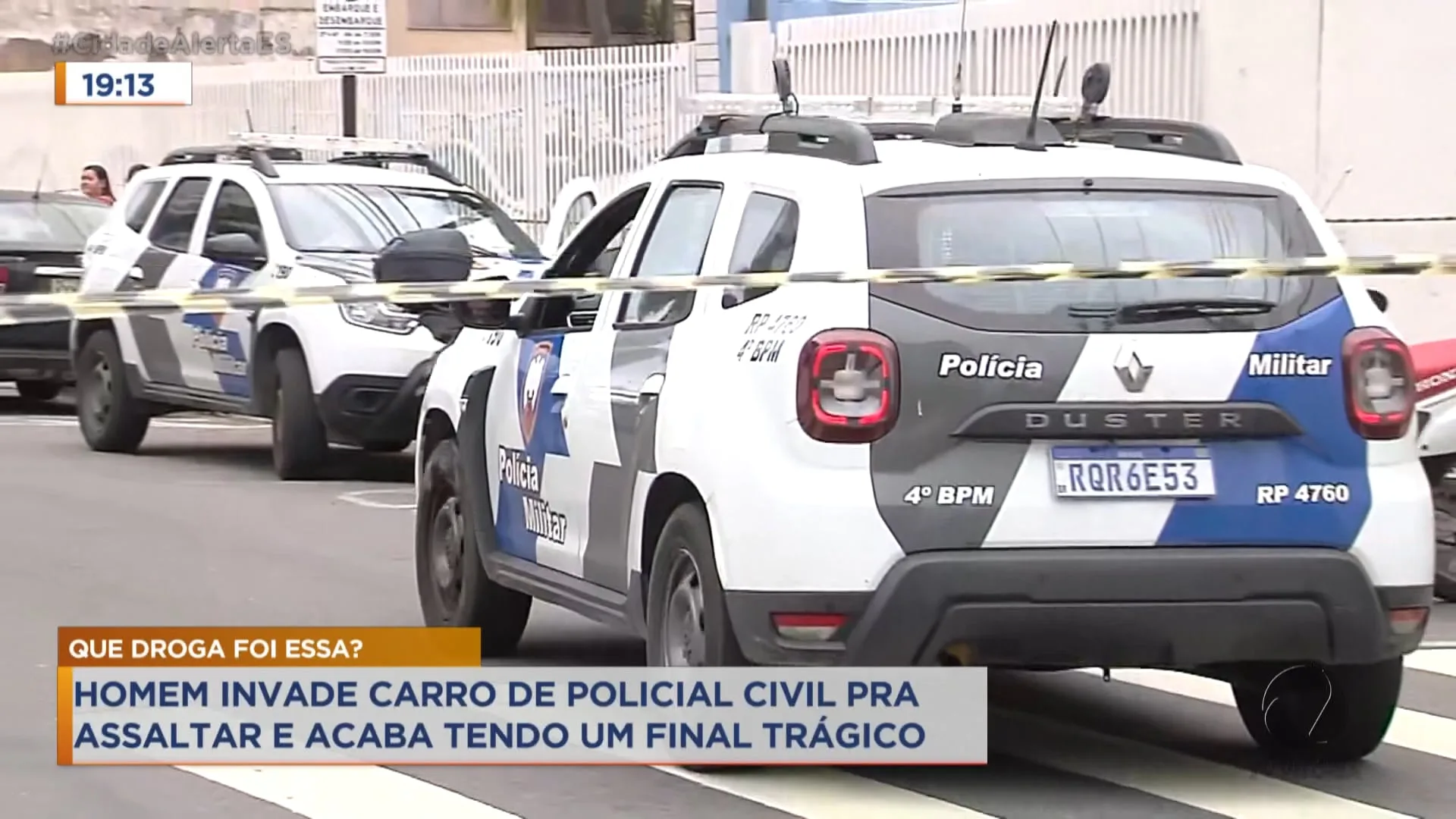 Policial reage a assalto