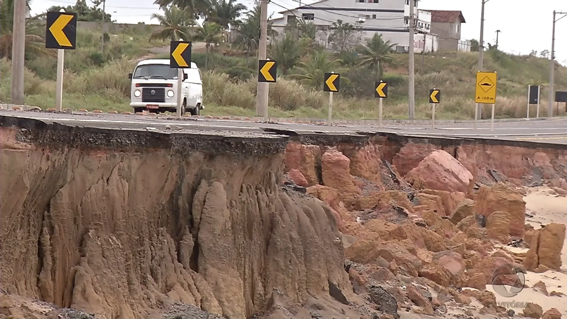 Erosão em Guarapari continua sem solução