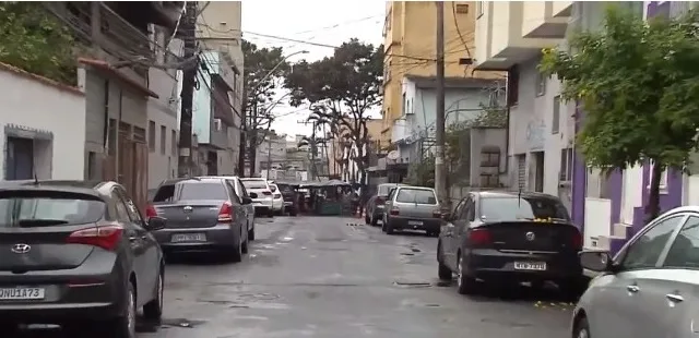 Três pessoas são baleadas em tiroteio no Morro do Cruzamento