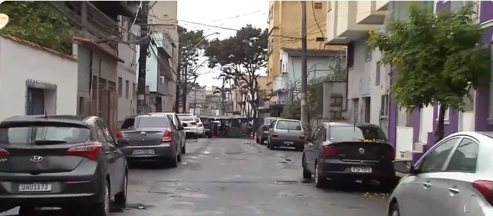 Três pessoas são baleadas em tiroteio no Morro do Cruzamento