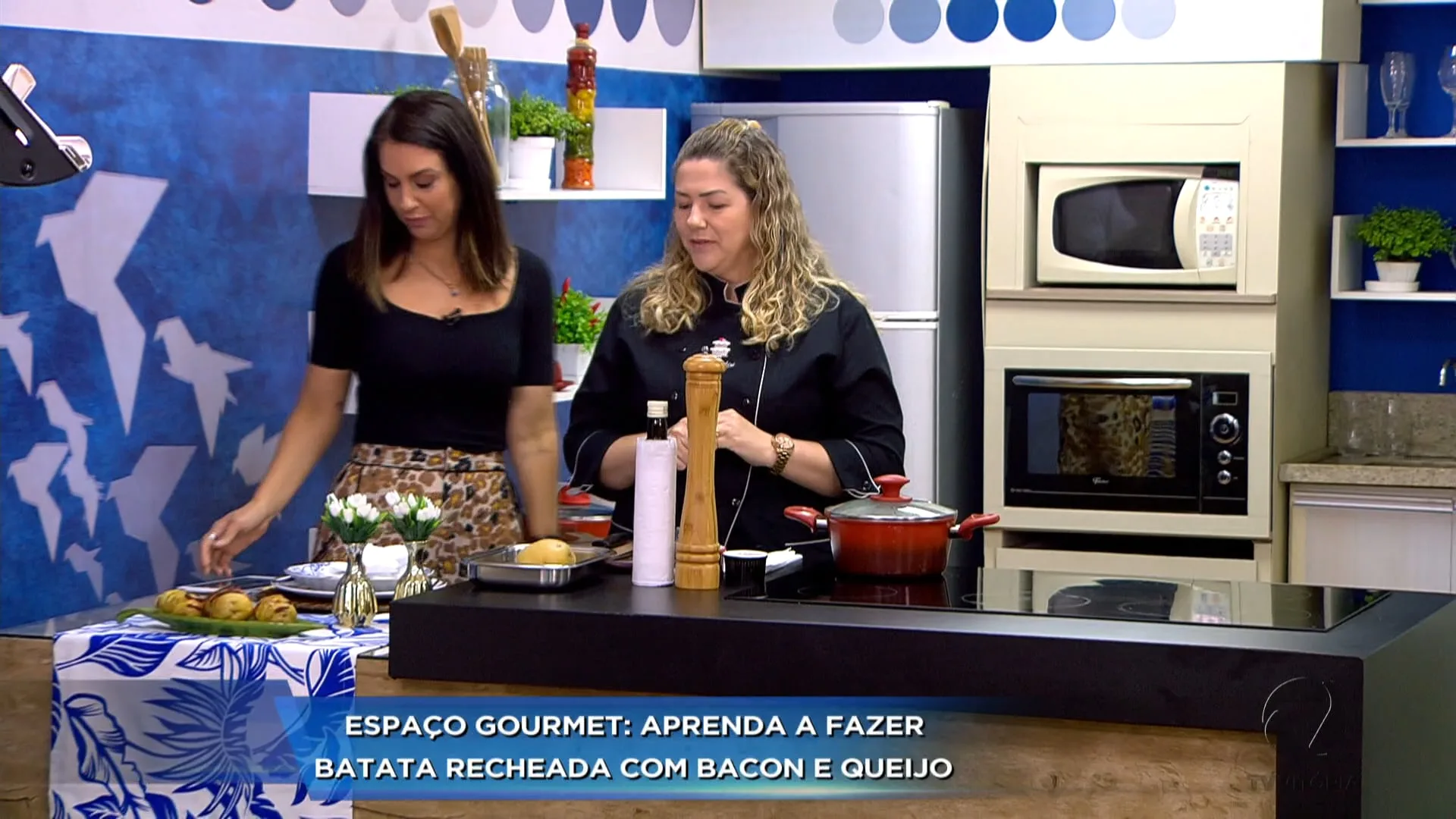 Espaço gourmet: batata recheada com bacon e queijo