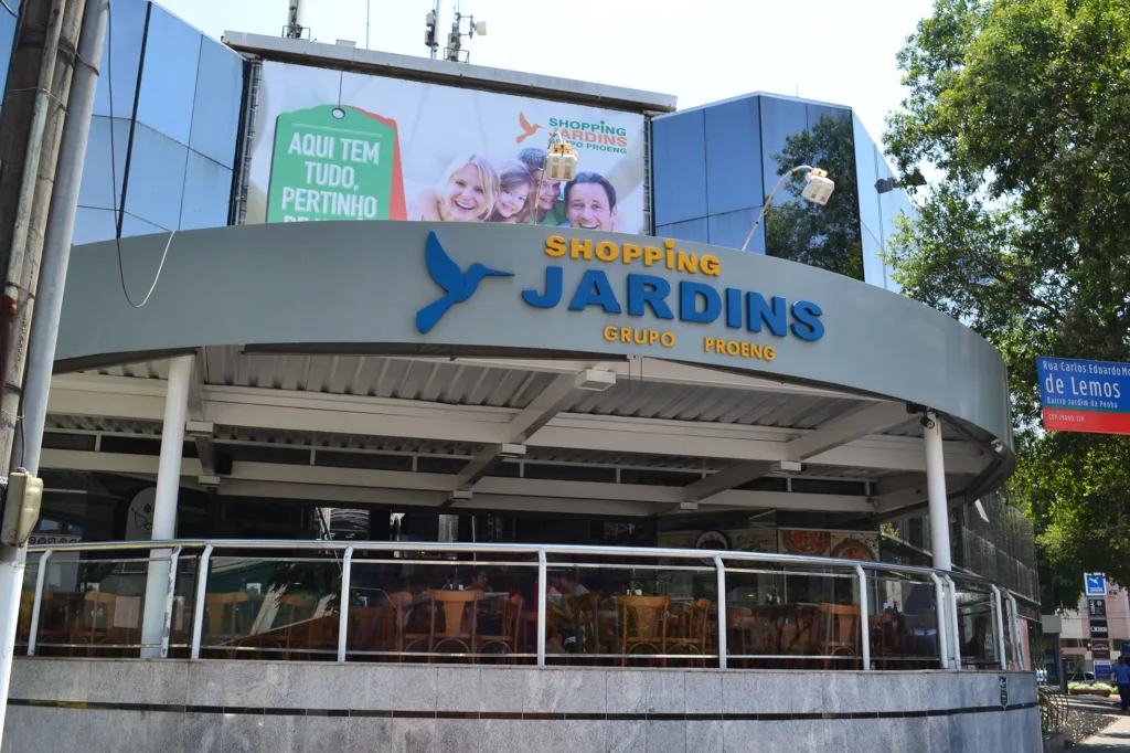 frente - fachada do shopping jardins