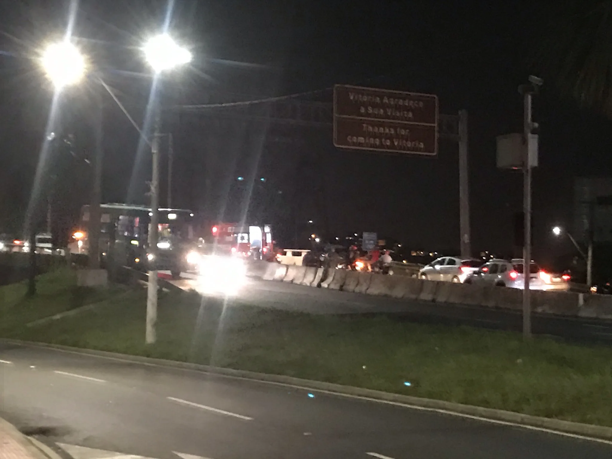 Acidente na Segunda Ponte deixa trânsito lento no Centro de Vitória