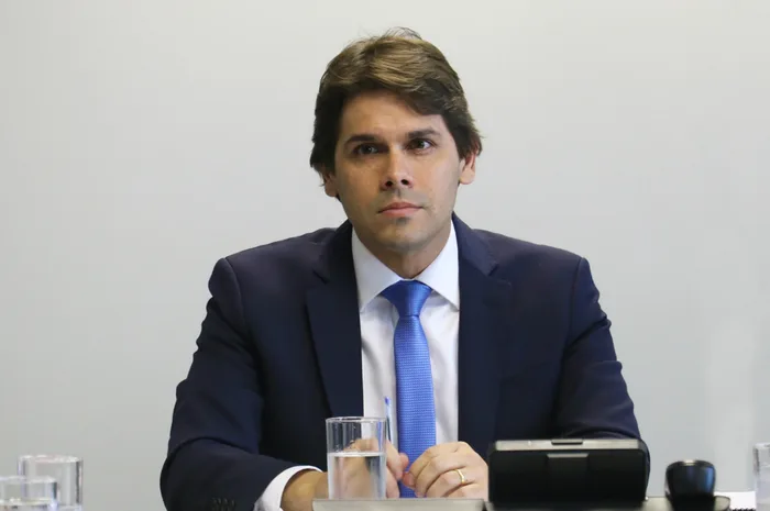 'Estimamos ter em dois meses sistemas do INSS adaptados à reforma', diz presidente do órgão