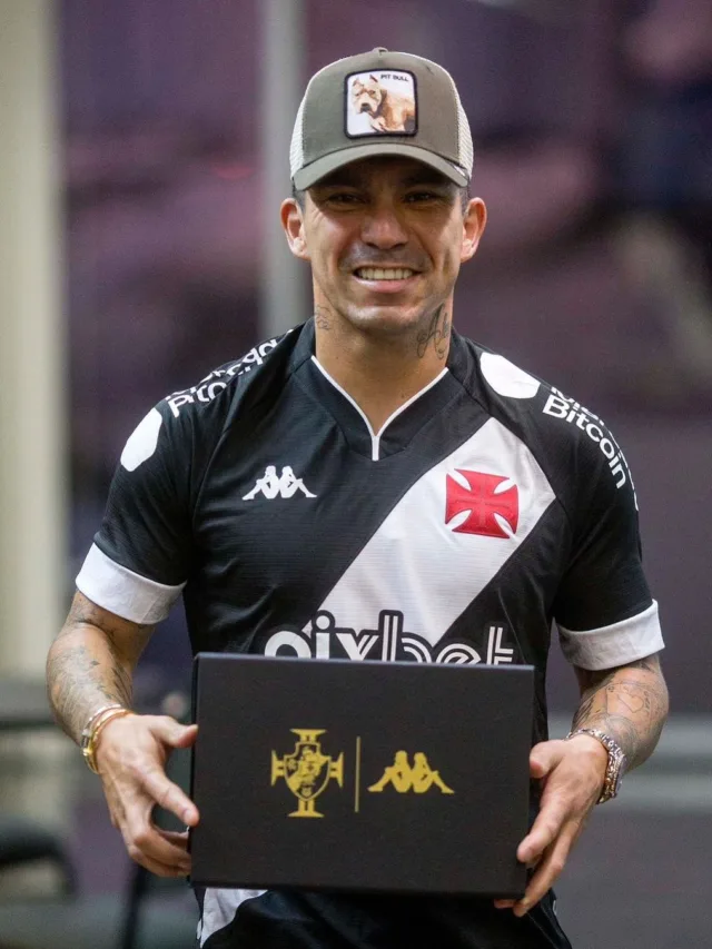 Capitão do Chile, Gary Medel desembarca no Rio de Janeiro e assina com o Vasco