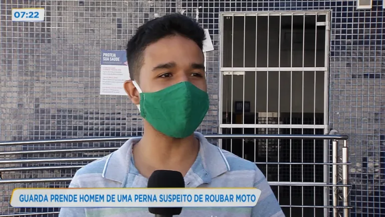 Guarda prende homem de uma perna suspeito de roubar moto