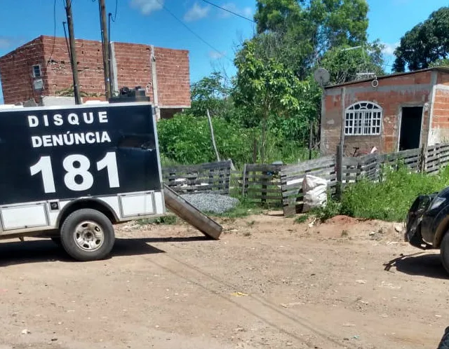 Mulher é atraída para emboscada e morta a facadas pelo ex-marido na Serra