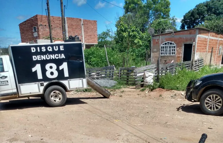 Mulher é atraída para emboscada e morta a facadas pelo ex-marido na Serra