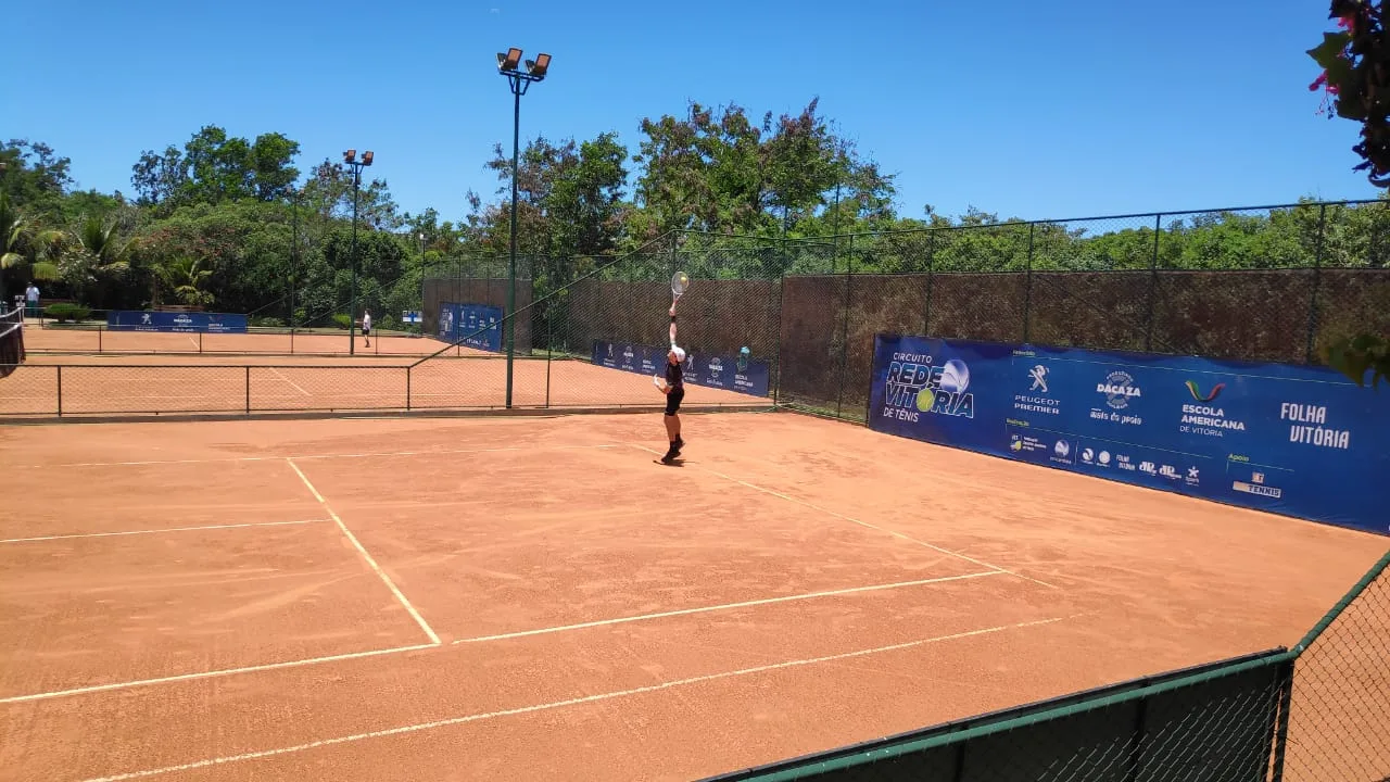 Circuito Rede Vitória de Tênis: Ivan Shalders é o grande campeão do Torneio de Classes