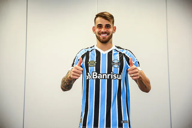 Udinese confirma empréstimo de Felipe Vizeu ao Athletico-PR até o final de 2020