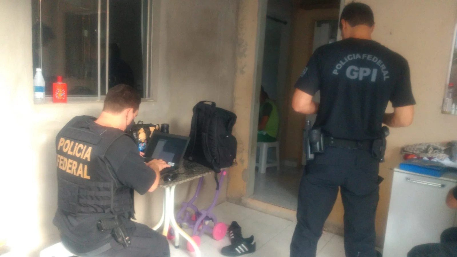 Homem é preso durante operação da PF contra pornografia infantil no interior do ES