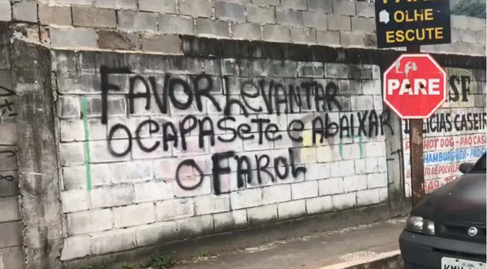 Suspeitos são presos após troca de tiros com a polícia no bairro Chácara do Conde em Vila Velha