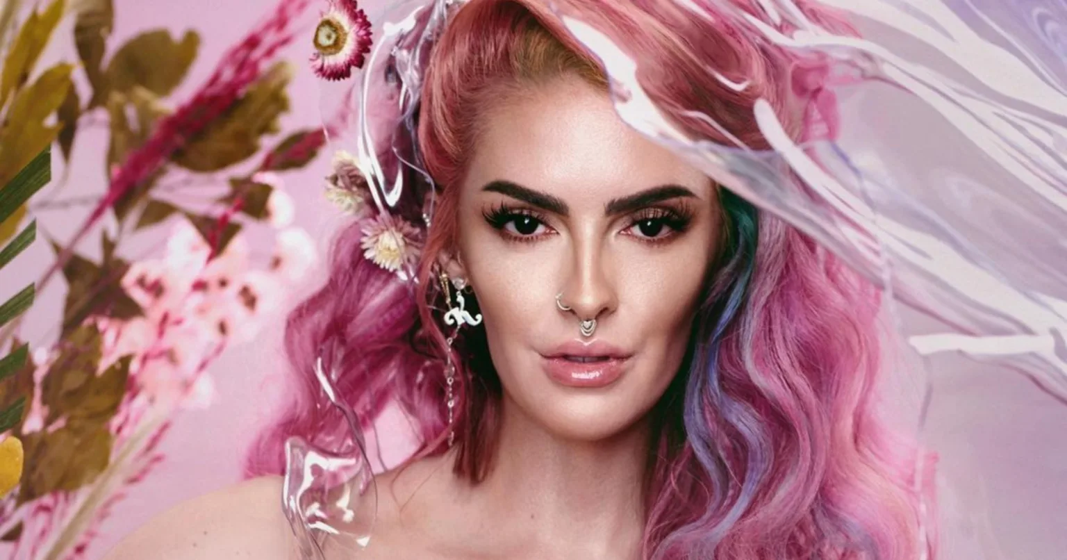 Karen Bachini se assume intersexo e revela descoberta. Saiba o que é!
