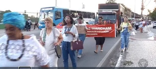 Marcha das Mulheres Negras pede medidas públicas de combate à violência de raça e gênero