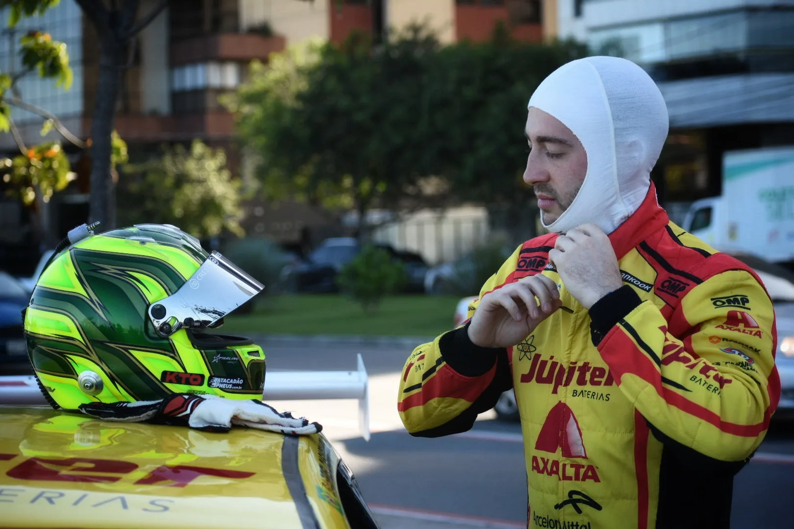 VÍDEO | A 200km/h, campeão da Stock Car faz lobby por volta das corridas em Vitória