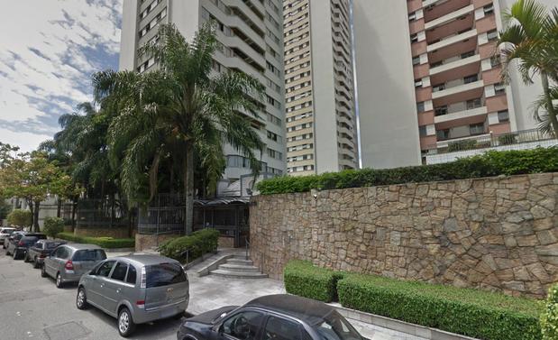 Mulher é morta a pauladas dentro de apartamento e marido é principal suspeito