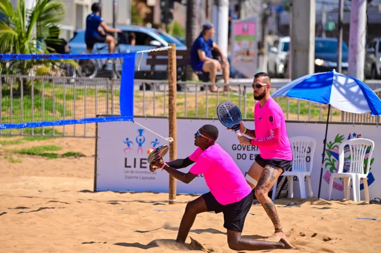 Beach tennis: mais de 500 atletas disputam circuito internacional