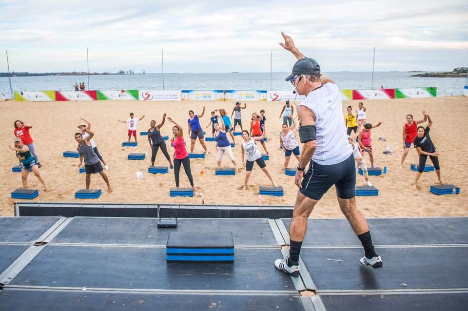 Exemplo de disposição, Professor Elias, com quase 80 anos, dará aulas de ginástica dançante na Arena Verão Vitória