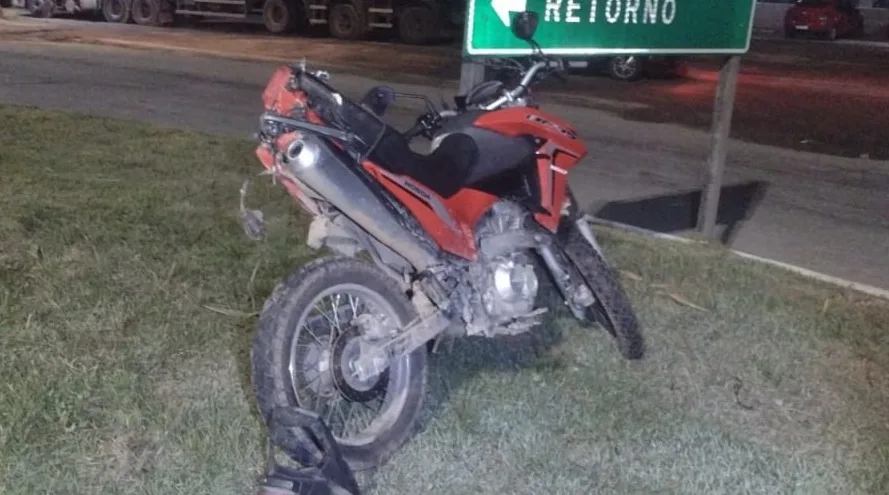 Dois pedestres morrem atropelados por motociclistas no interior do ES