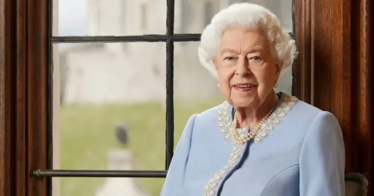 Rainha Elizabeth 2ª trocava pneu e seguia dieta rígida para não gastar com roupas