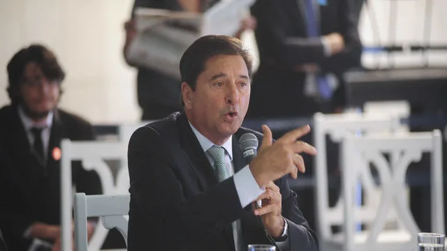 Prefeito licenciado de Goiânia, Maguito Vilela morre de covid-19