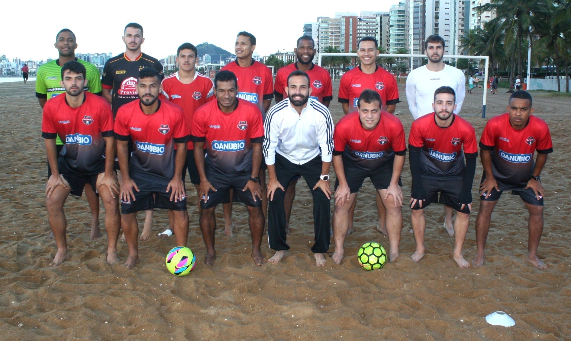 Serra, campeã da 1ª edição, alia experiência e  juventude em busca do título do 17º Estadual de Futebol de Areia