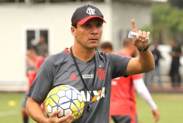 Zé Ricardo critica Flamengo após vitória: 'Esperávamos mais'