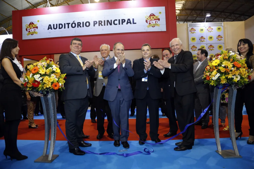 Abertura oficial da Super Feira Acaps Panshow reduzida