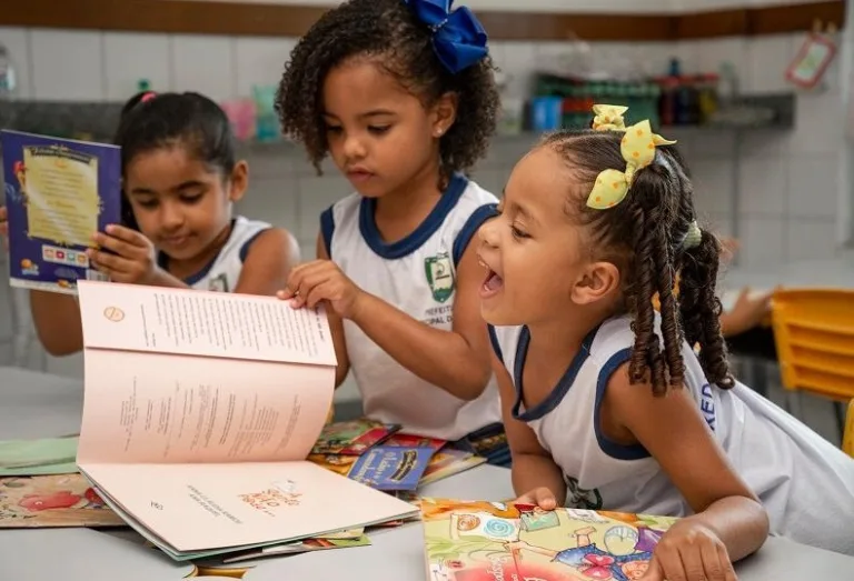 Ensino público da Serra terá Academia Estudantil de Letras a partir de 2020