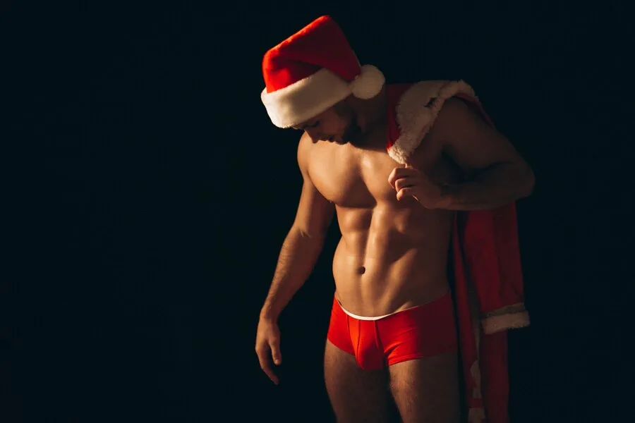 Homens quebram pênis mais fácil durante sexo no Natal; entenda