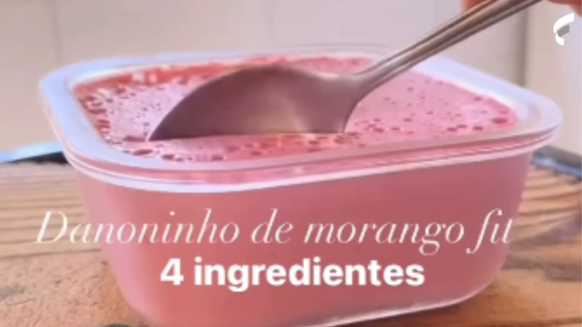 Danoninho fit: veja como fazer receita simples de iogurte caseiro