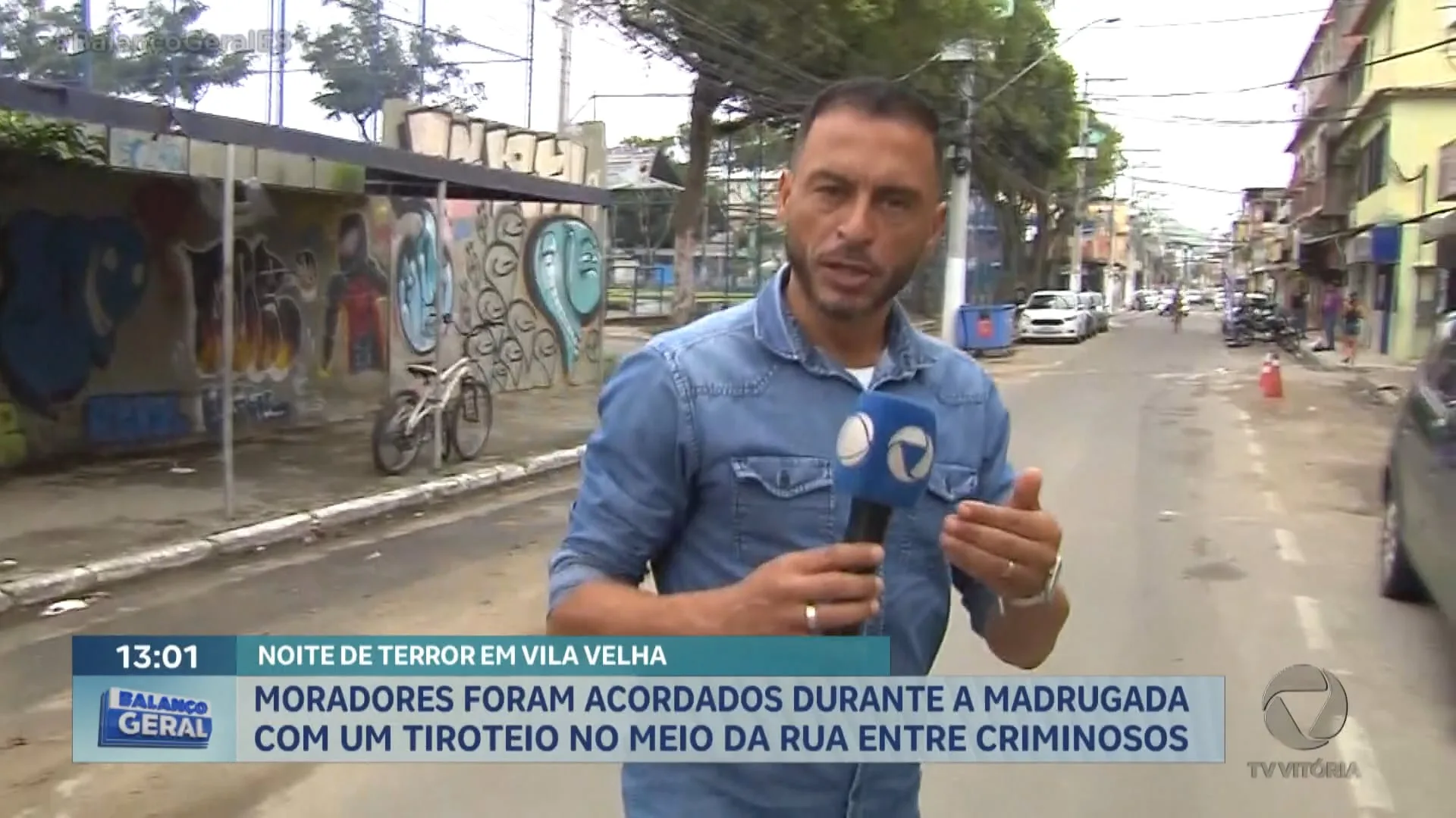 Moradores foram acordados durante a madrugada com um tiroteio no meio da rua entre criminosos