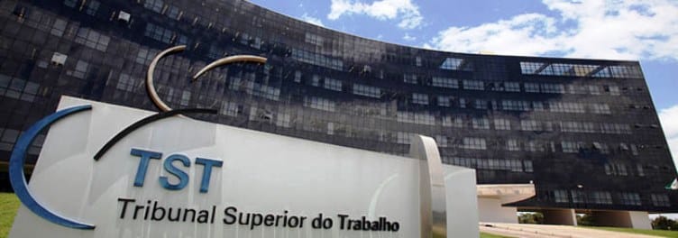 TST abre concurso com salário de R$ 27 mil