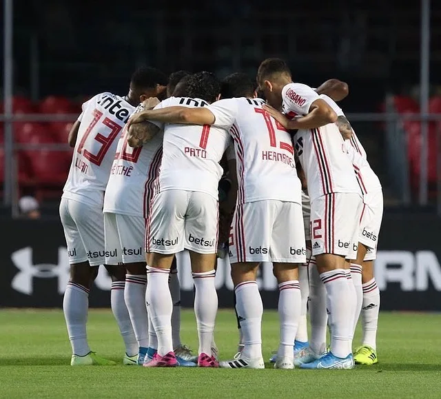 São Paulo projeta decisão com o Inter por vaga direta na fase de grupos da Libertadores